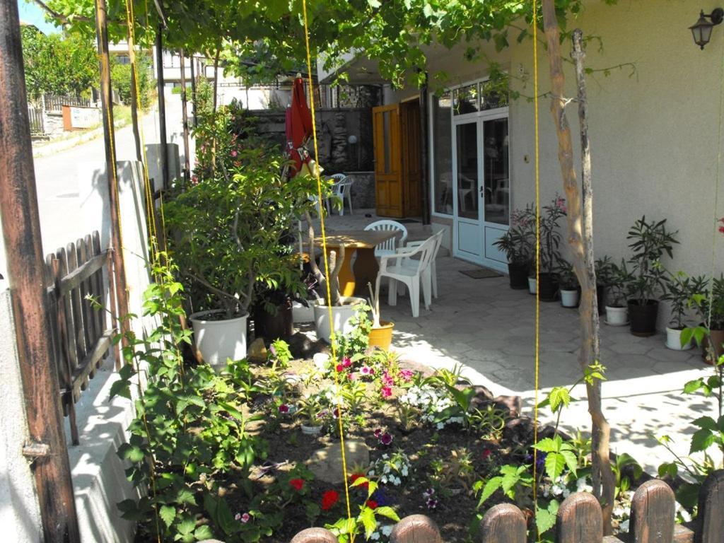Къща За Гости Каракачанов Szozopol Kültér fotó